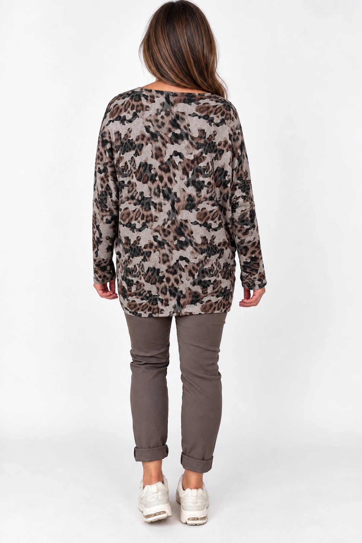 Fine Knit Kara Leopard Top - Mocha