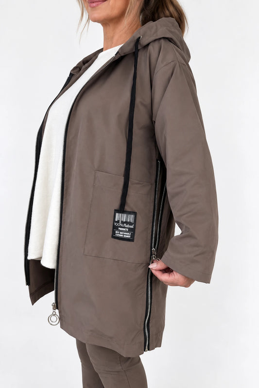 Double Pocket Badge Detail Adjustable Fit Side Zip Florenzi Lightweight Coat - Mocha