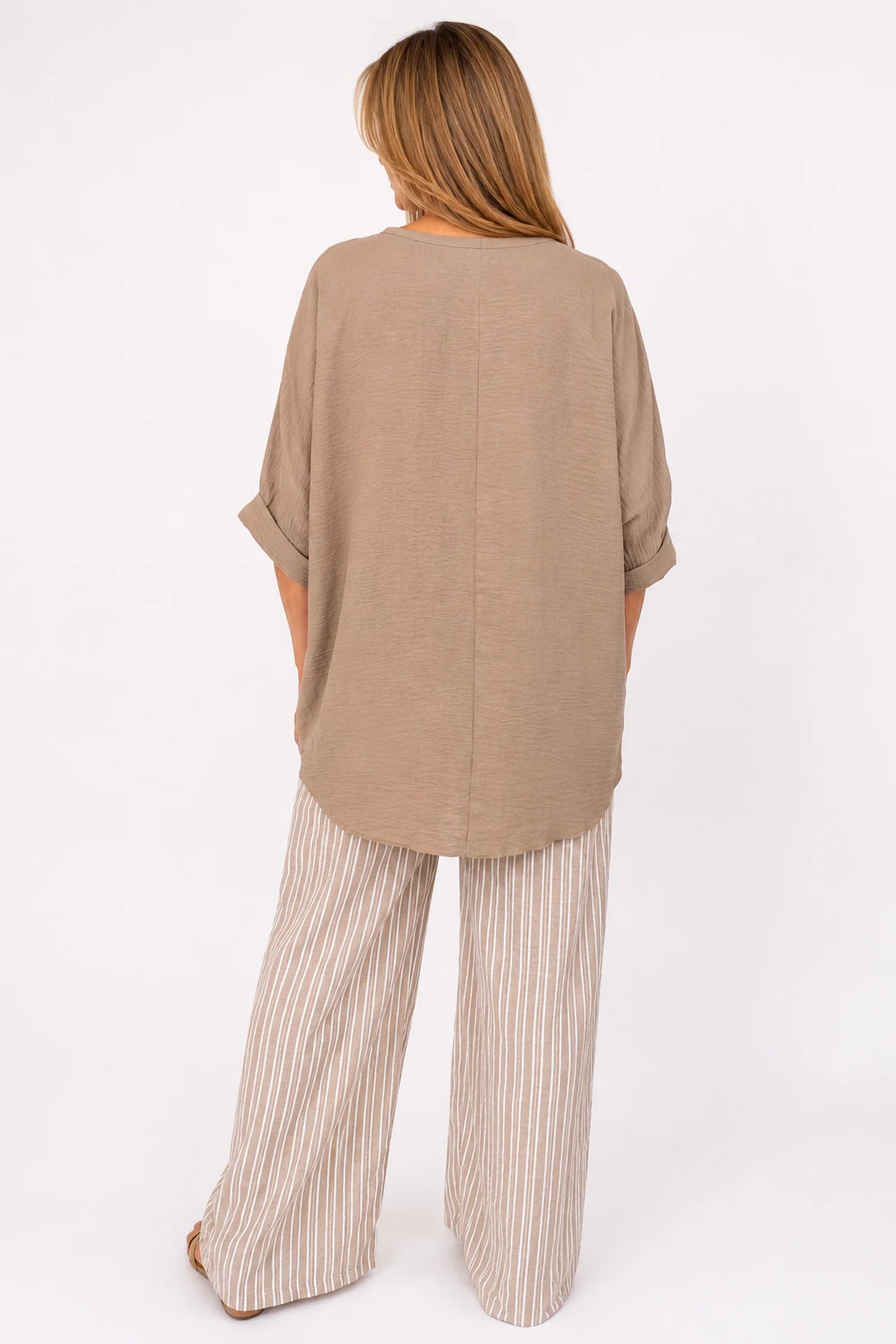 Lightweight Flow Telisa Necklace Top - Caramel