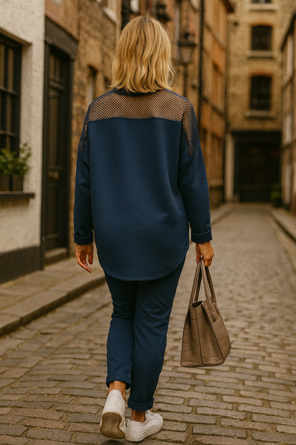 Soirée Mesh Detail Necklace Top - Navy
