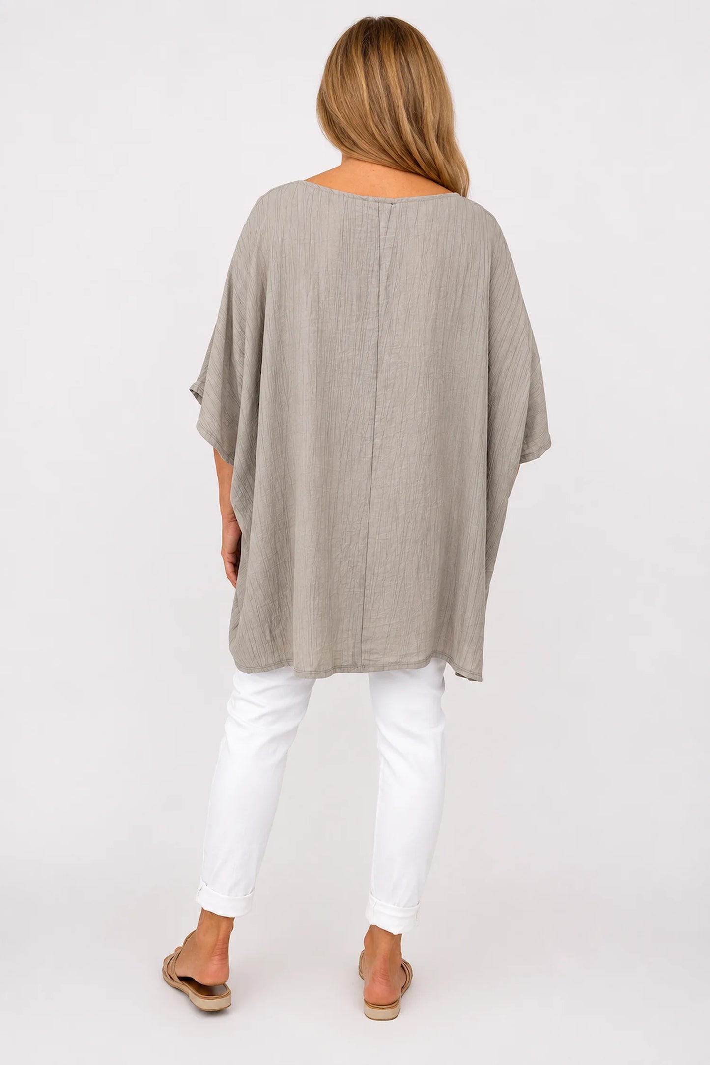 Lightweight Flow Lightly Textured Margot Top - Mocha