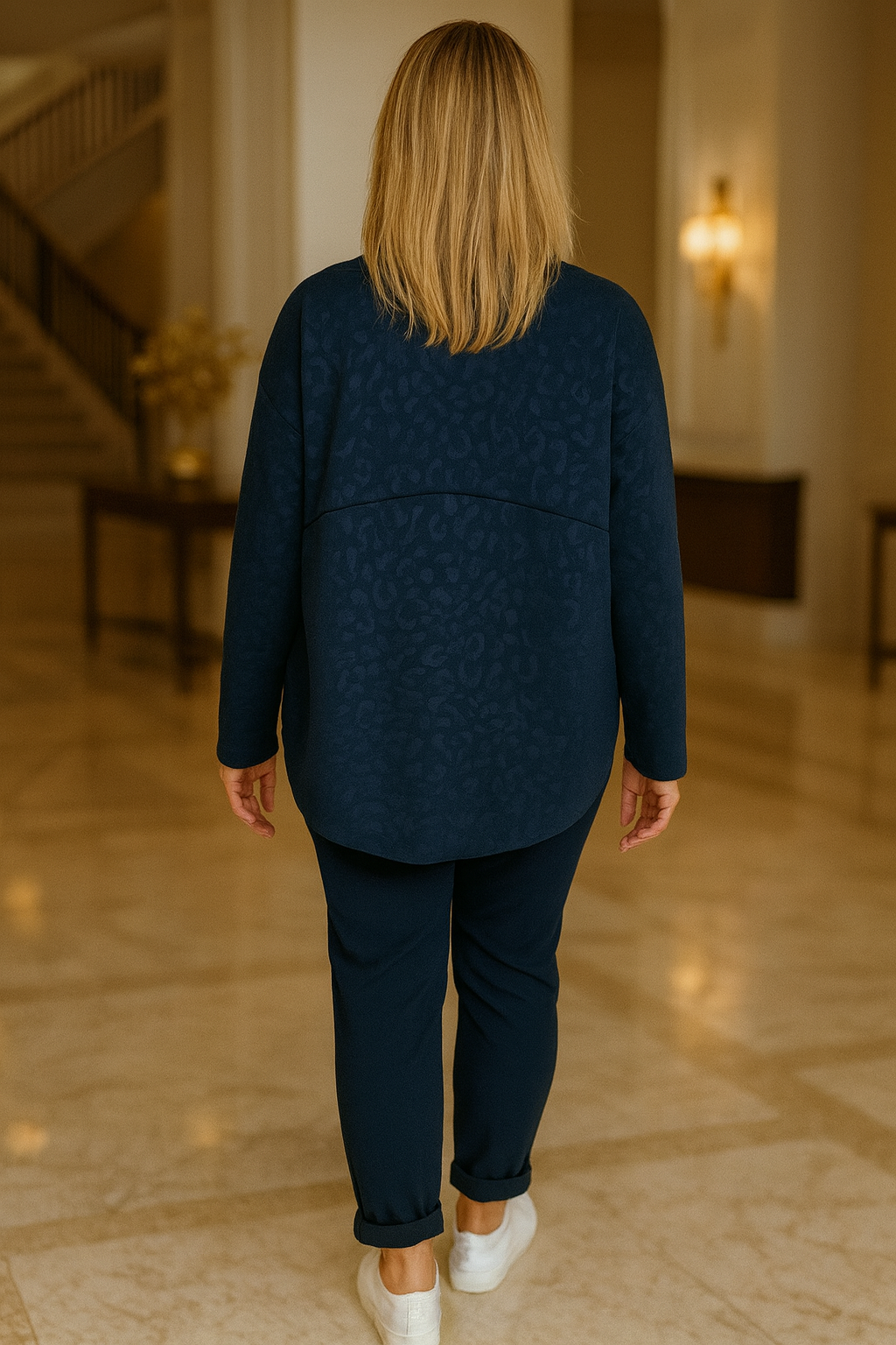 Premium Stitch Embossed Leopard Print Raw Edge Hem Camellia Sweatshirt - Navy