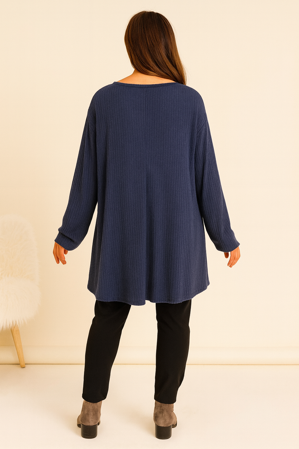 Ribbed Knit Italia Necklace Fine Knit Top - Navy