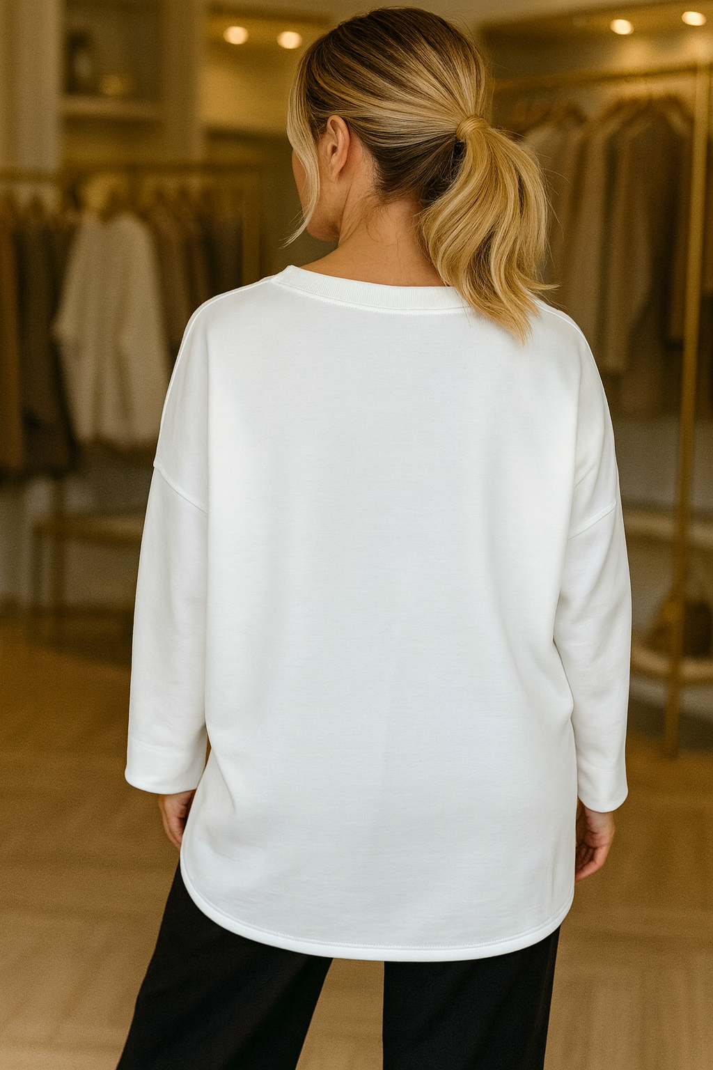 Metallic Animal Print Heart Varsia Sweatshirt - Off White