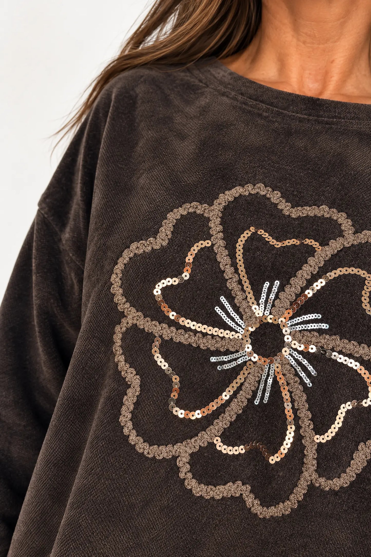 Embroidered Clover Kiki Chenille Tied Hem Top - Chocolate