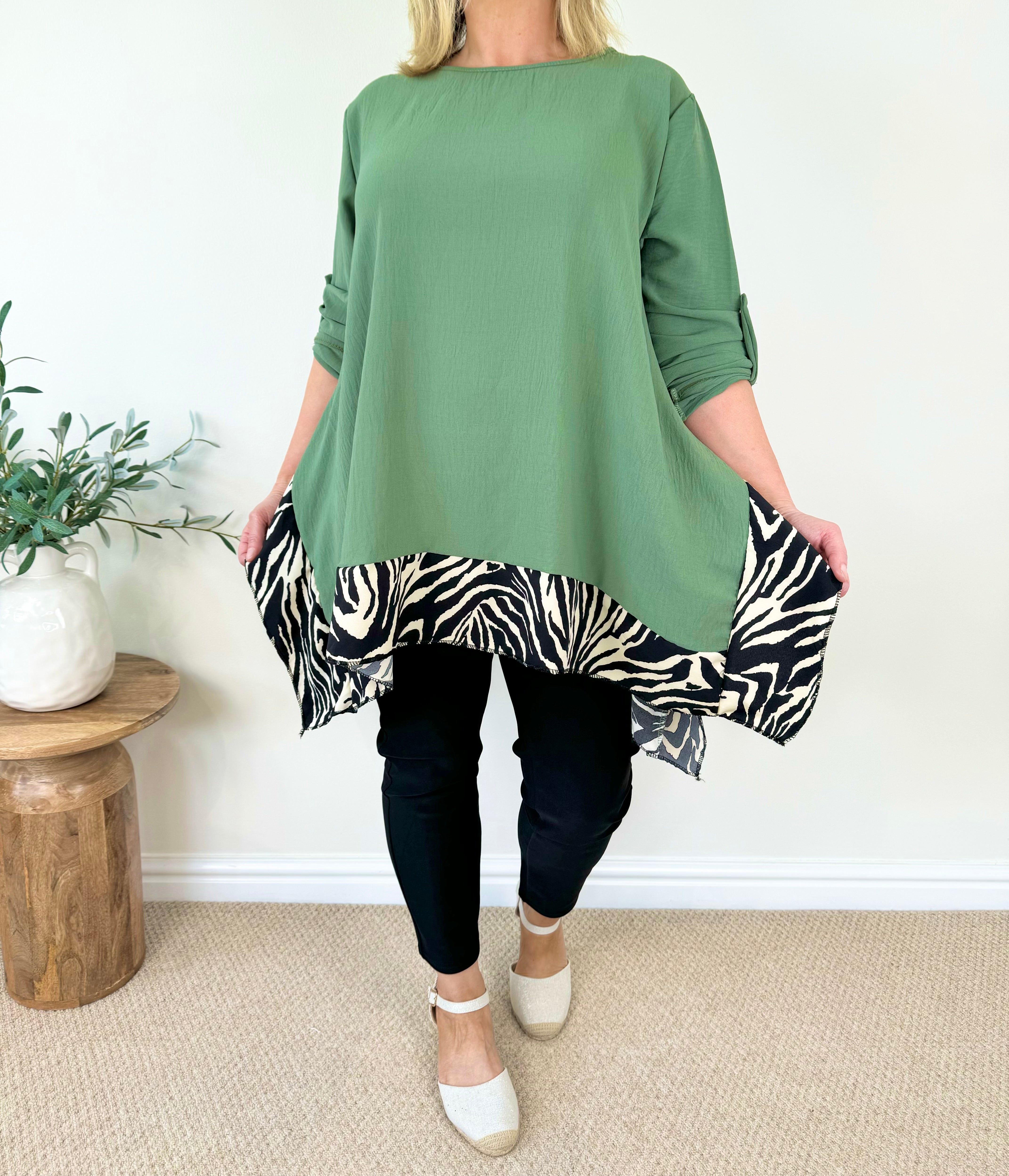 Long Line Zebra Bottom Button Sleeve Felicity Top AW24