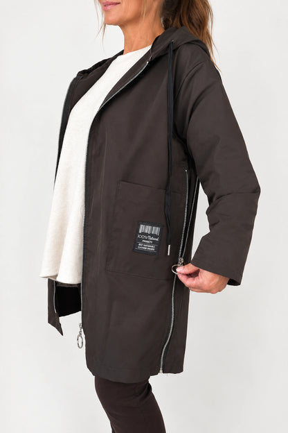 Double Pocket Badge Detail Adjustable Fit Side Zip Florenzi Lightweight Coat - Chocolate