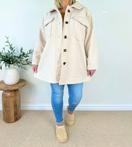 Double Pocket Button Sara Teddy Coat AW24 - Beige