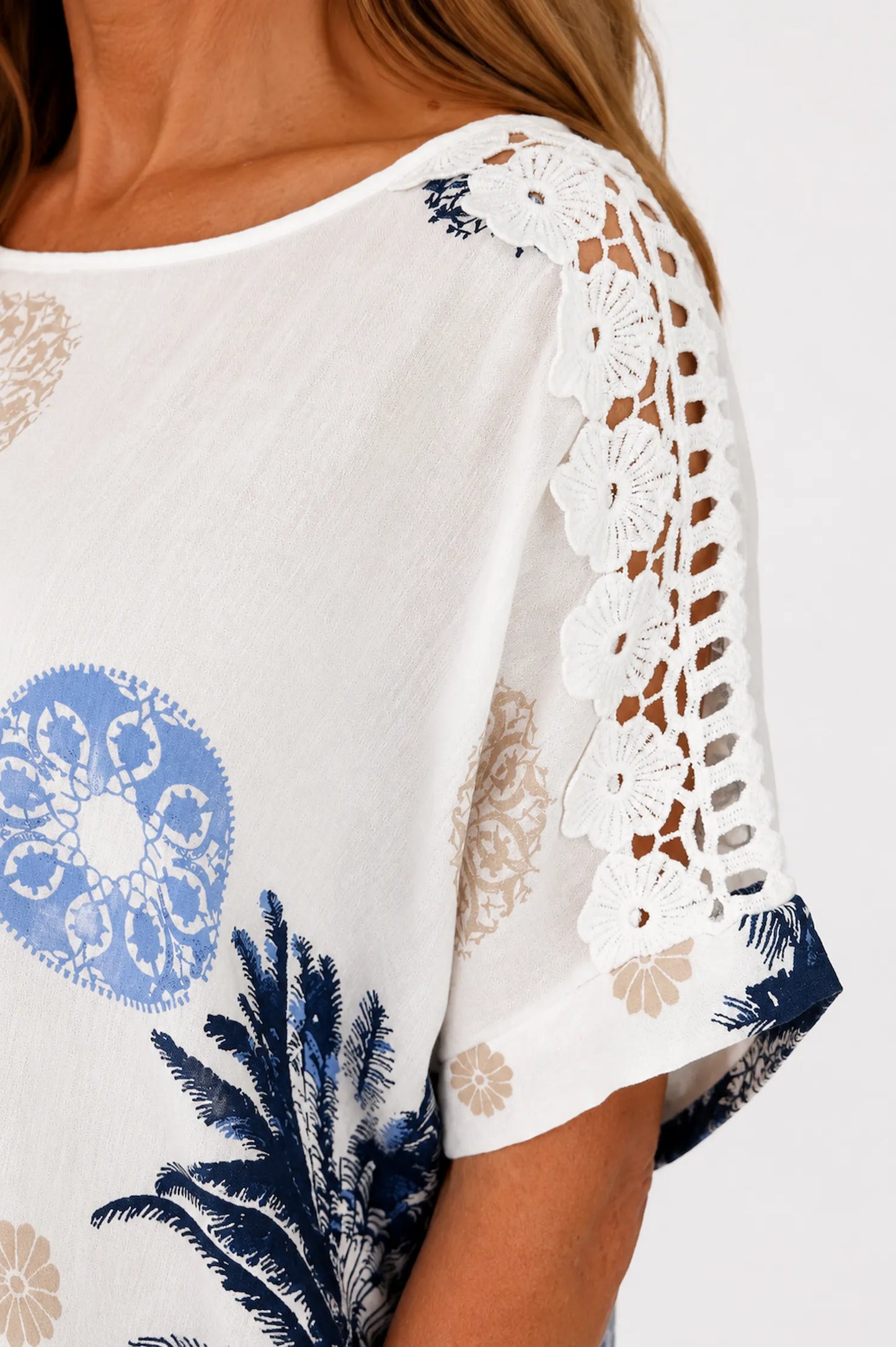 Embroidered Floral Crochet Sleeve Palm Top - Ocean Waves