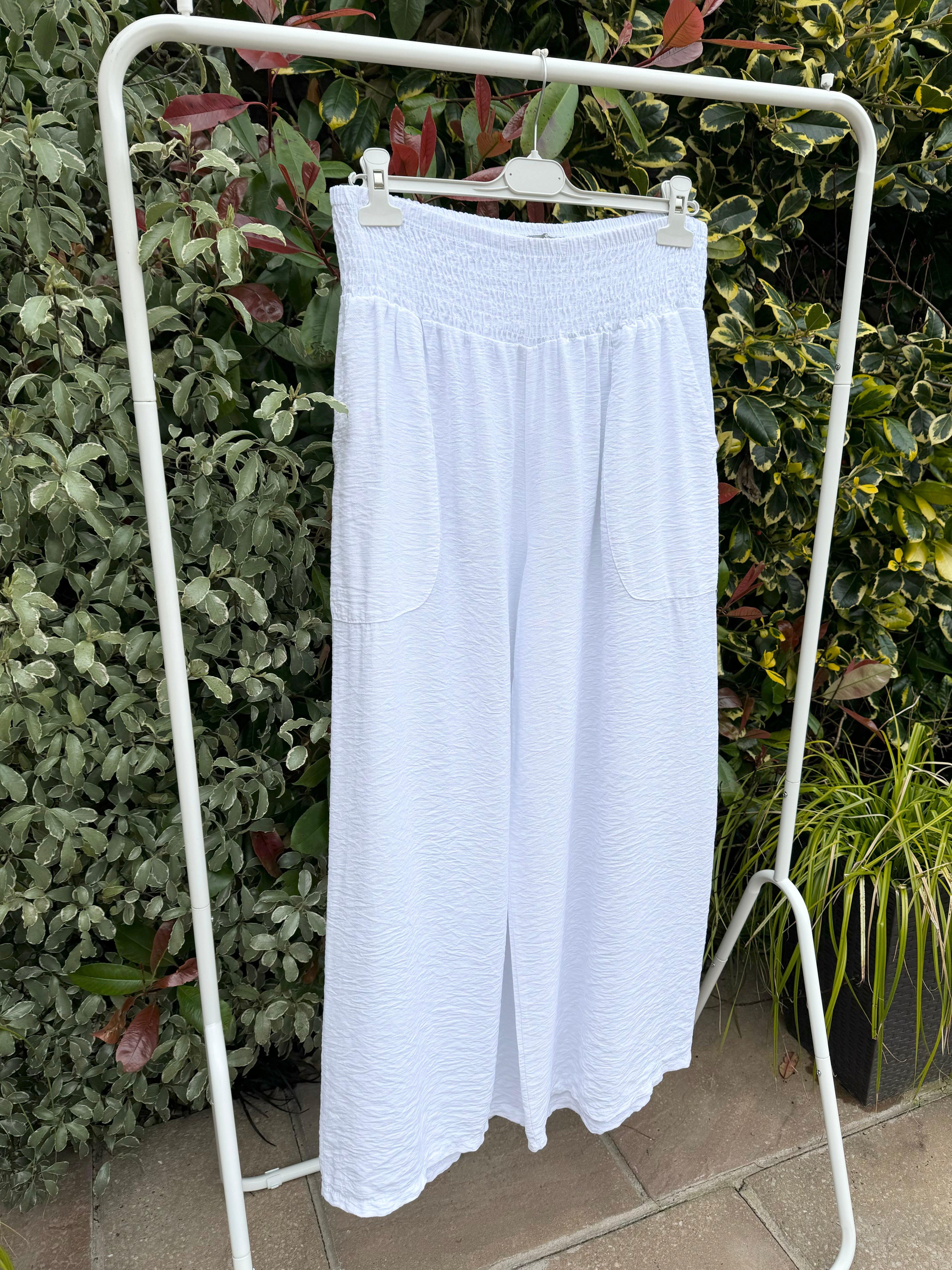 Vari Wide Leg pocket Detail Elasticated Palazzo Pant - White