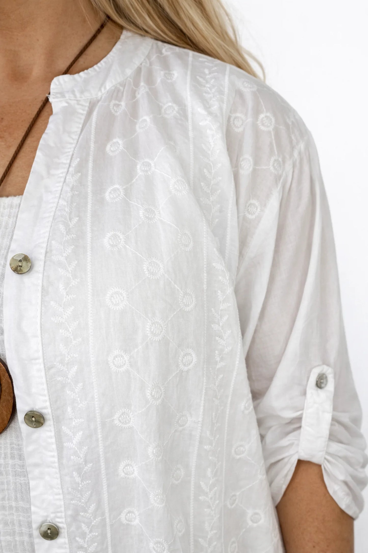 Cotton Embroidery Anglaise Button Sleeve Ginevra Button Shirt - White
