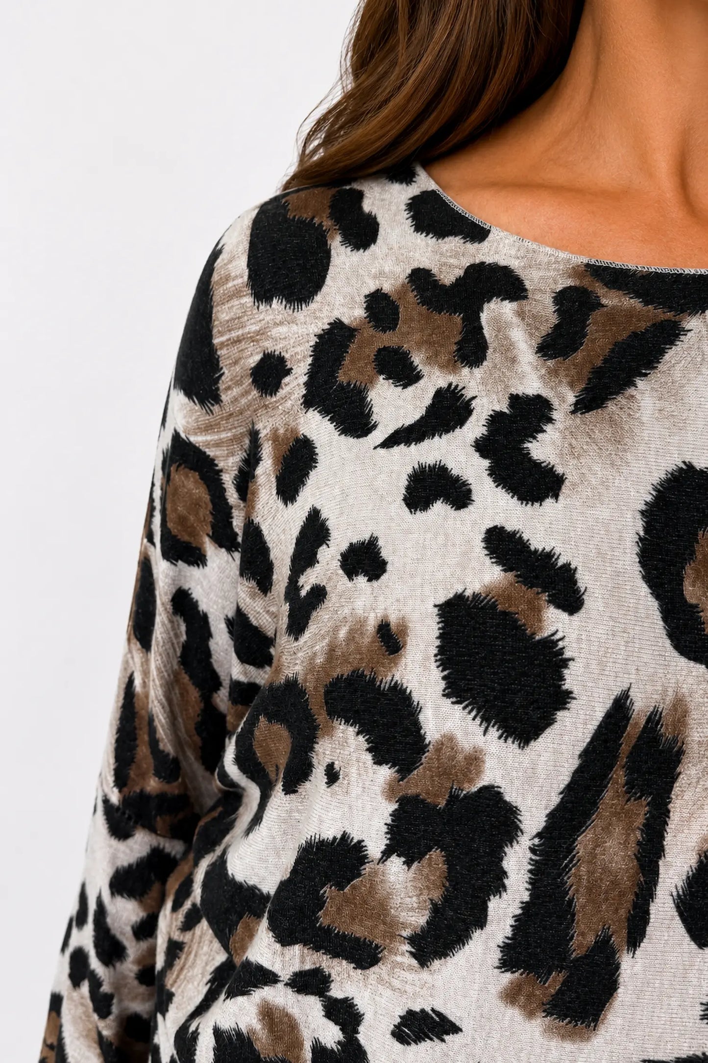 Fine Knit Carly Leopard Top - Beige