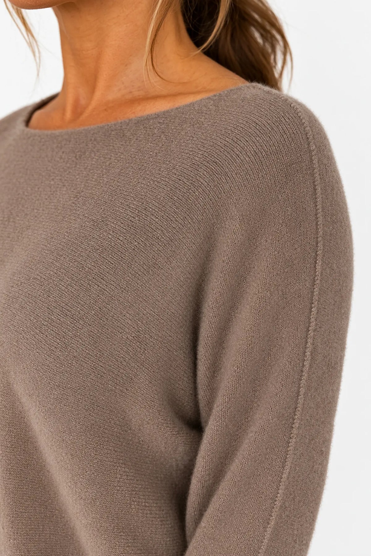 Wool Mix Seam Sleeve Venice Jumper - Mocha