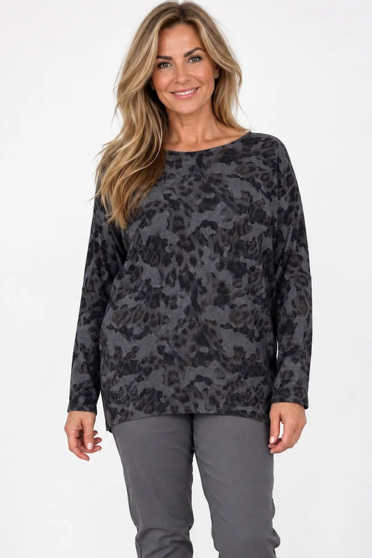 Fine Knit Kara Leopard Top - Charcoal