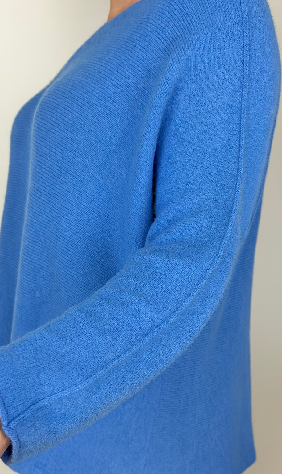 Allegra Fine Knit Seam Sleeve Detail Jumper - Sky Blue
