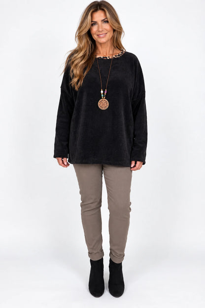 Bella Leopard Line Chenille Necklace Top - Black