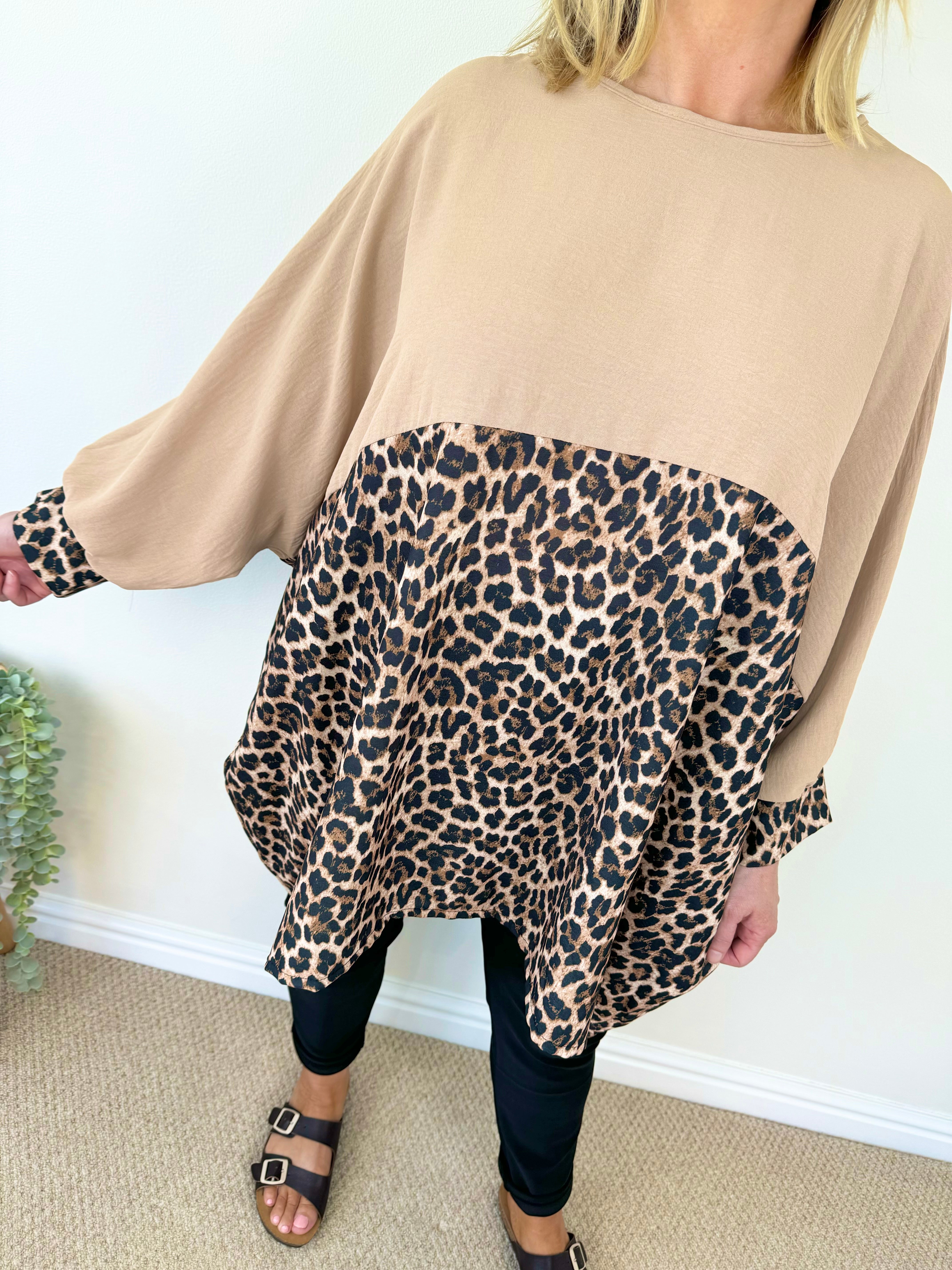 Leopard Print Cut Off Bianca Top SS24