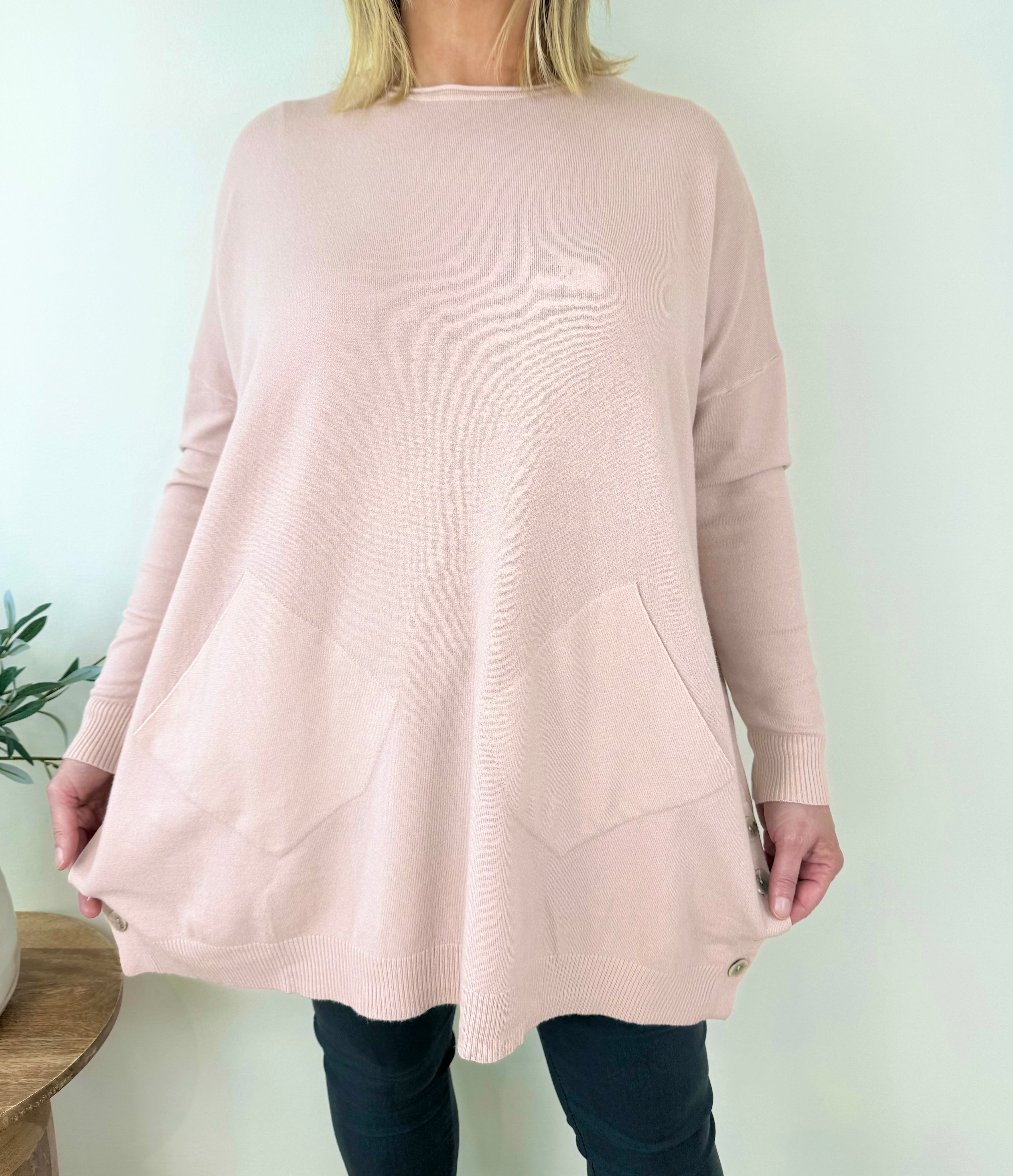 Premium Knit Button Side Double Pocket Valencia Top AW24