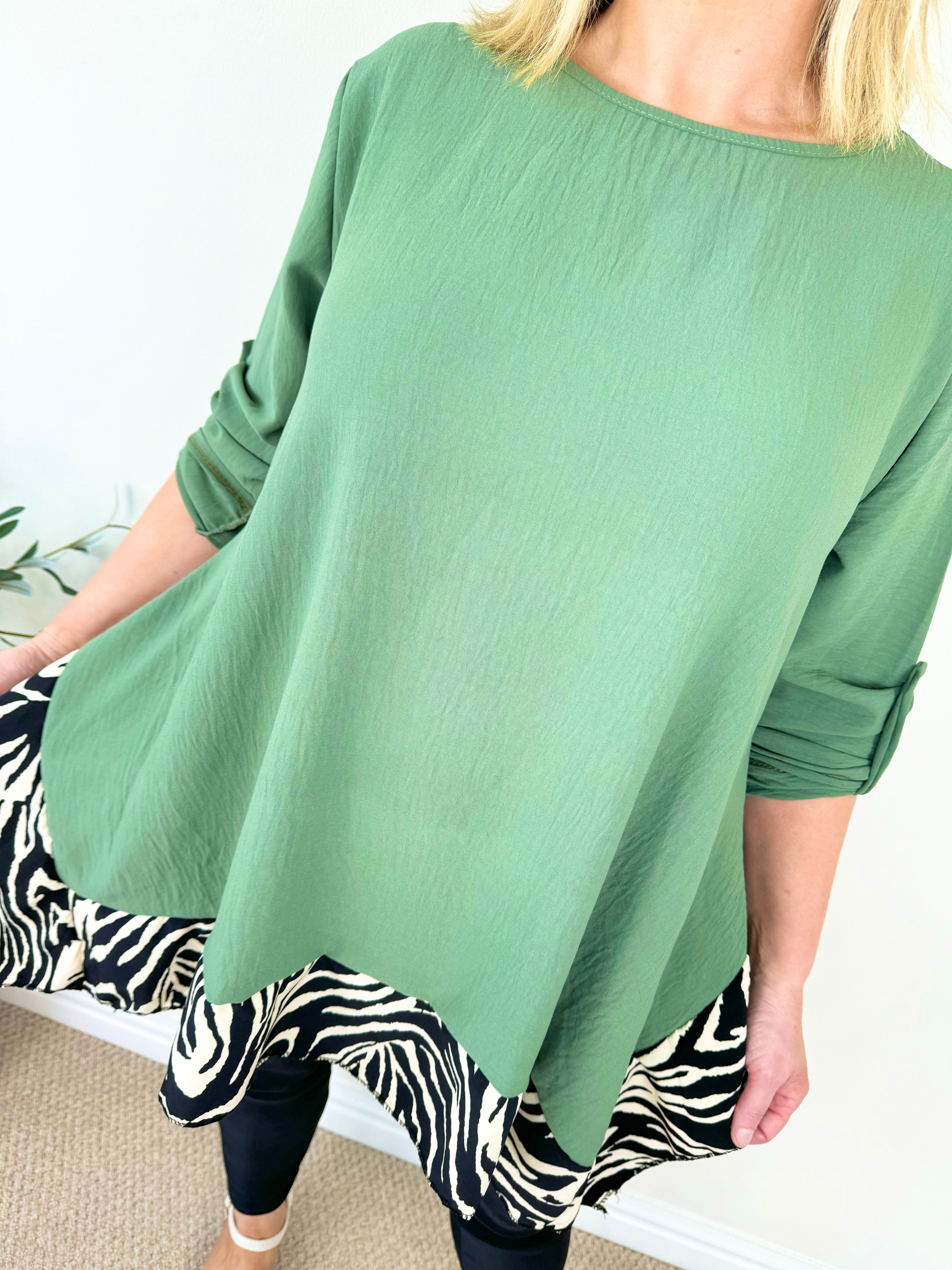 Long Line Zebra Bottom Button Sleeve Felicity Top AW24