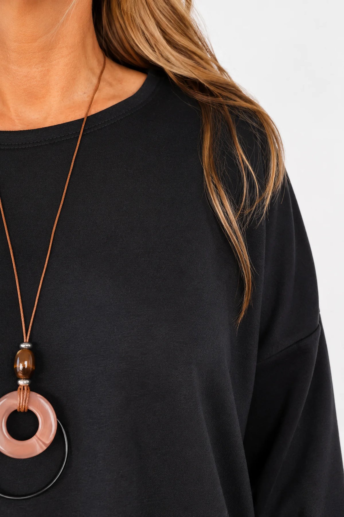 Florenzi Everyday Necklace Top - Black