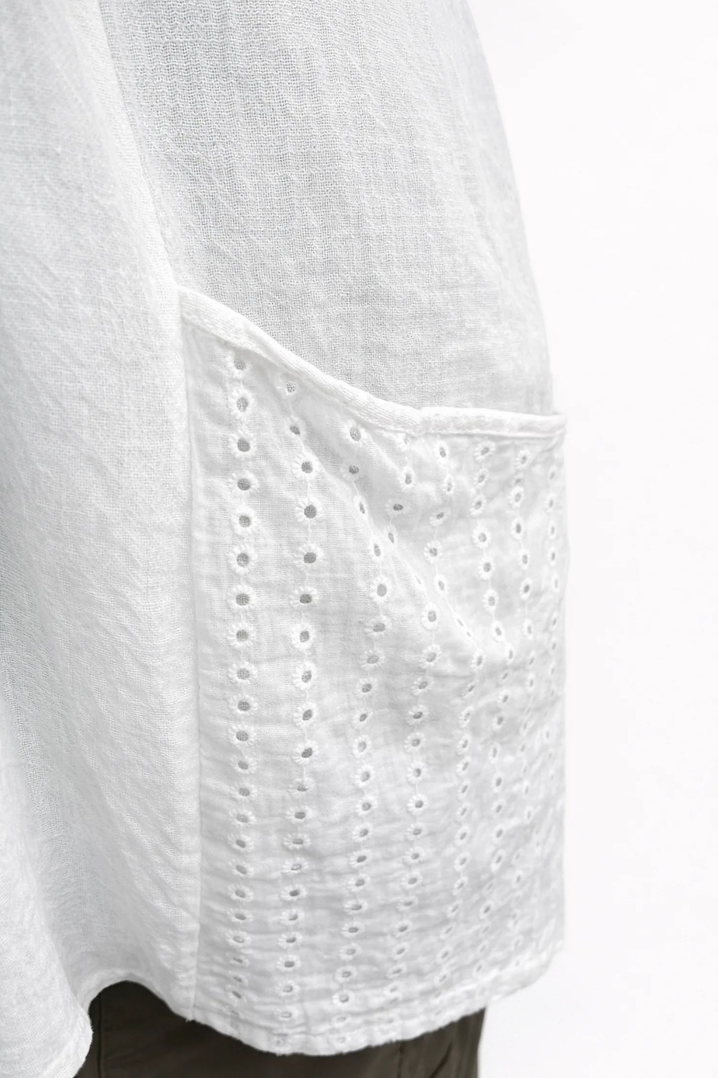 Cotton Crochet Detail Double Pocket Button Sleeve Cláudia Necklace Top - White