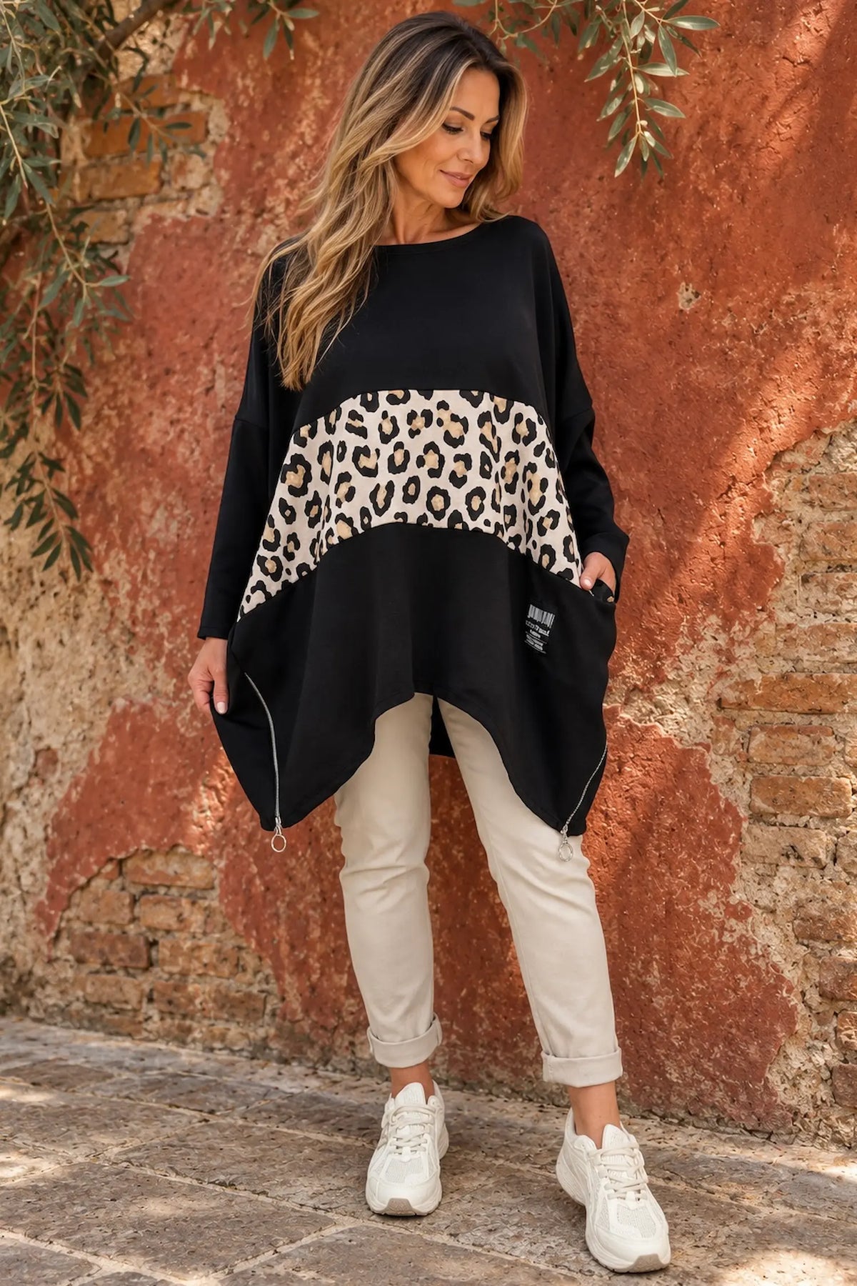 Zipped Hem Leopard Patch Badge Detail Double Pocket Varsia Top - Black