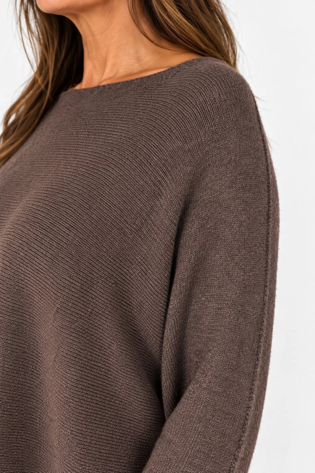 Fine Knit Seam Sleeve Tulia Top - Chocolate