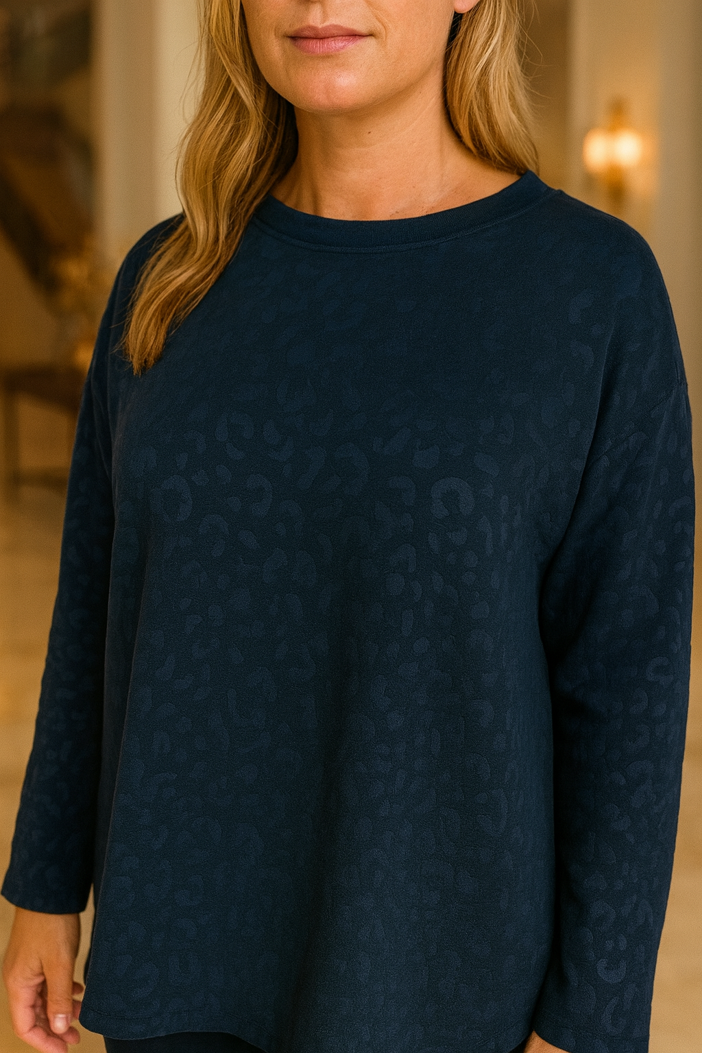 Premium Stitch Embossed Leopard Print Raw Edge Hem Camellia Sweatshirt - Navy