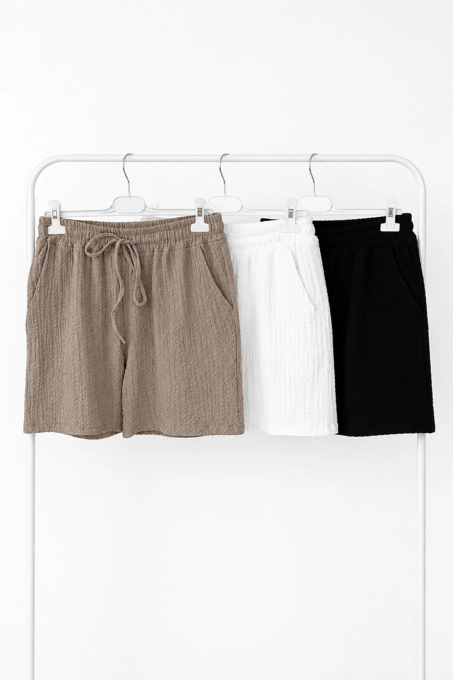 Lightly Textured Double Pocket Elasticated Waist Drawstring Lexi Shorts - White