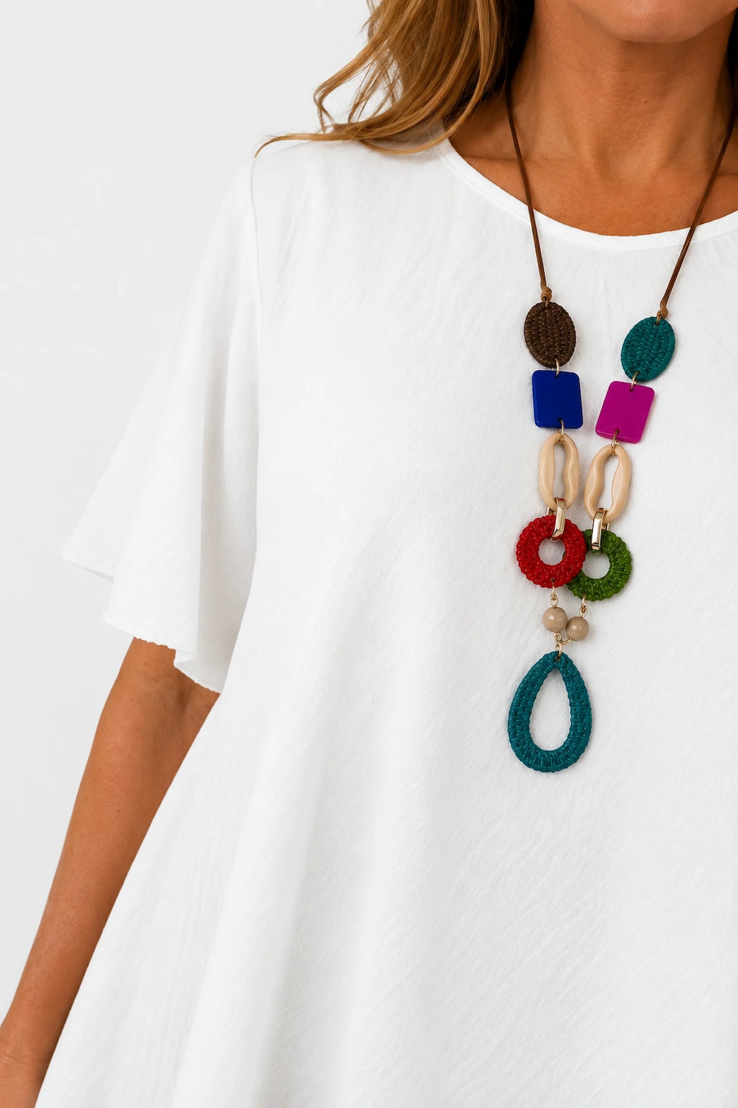 Lightweight Flow Cabrina Necklace Top - White