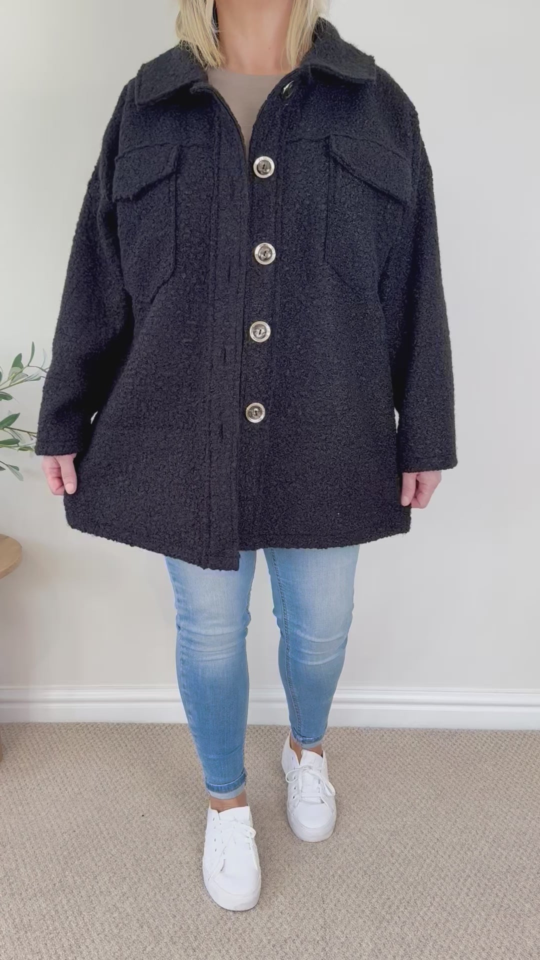 Double Pocket Button Sara Teddy Coat AW24